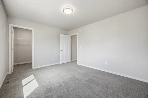 8068 Goldfinch Drive Horace ND 58047