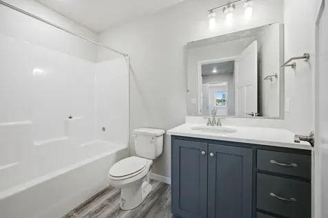 8068 Goldfinch Drive Horace ND 58047