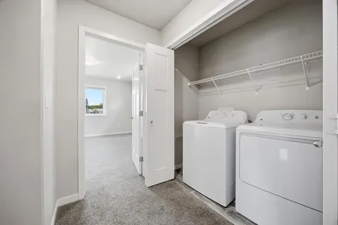 8068 Goldfinch Drive Horace ND 58047