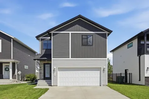8068 Goldfinch Drive Horace ND 58047