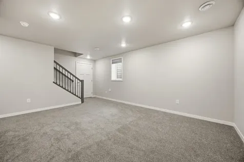 8068 Goldfinch Drive Horace ND 58047