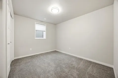 8068 Goldfinch Drive Horace ND 58047