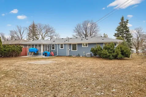 2700 64th Avenue N Brooklyn Center MN 55430