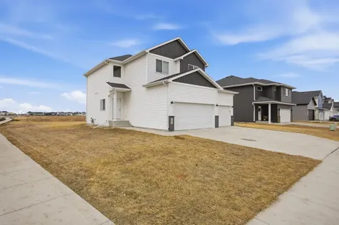 6683 28th Street S Fargo ND 58104