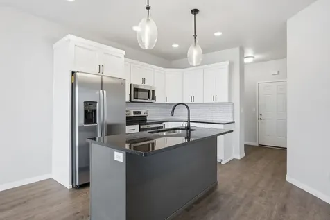 6683 28th Street S Fargo ND 58104