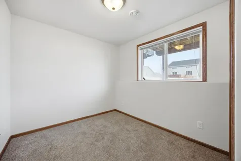 5957 57th Avenue S Fargo ND 58104
