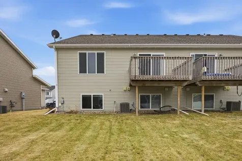 5957 57th Avenue S Fargo ND 58104