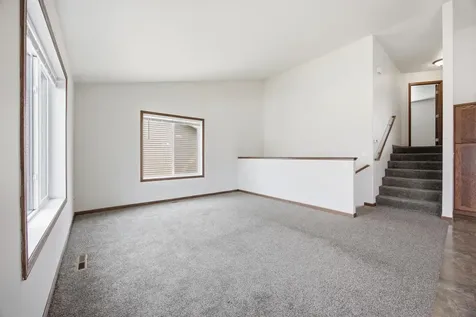 5957 57th Avenue S Fargo ND 58104