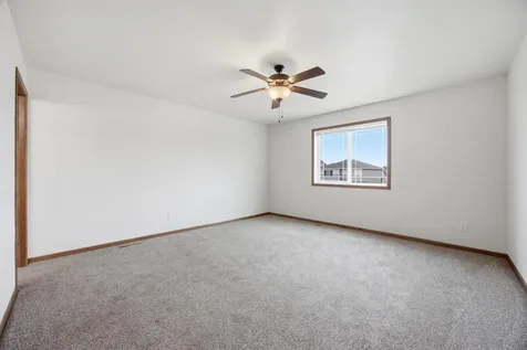 5957 57th Avenue S Fargo ND 58104