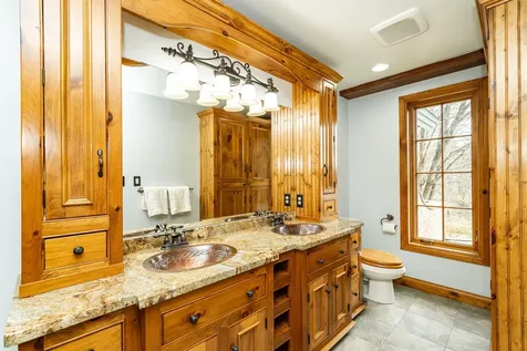 13345 25th Avenue NW Oronoco MN 55960
