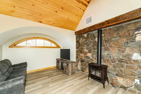 13345 25th Avenue NW Oronoco MN 55960