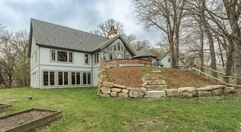 13345 25th Avenue NW Oronoco MN 55960