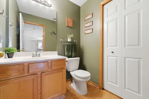 2222 Boulder Point Shakopee MN 55379