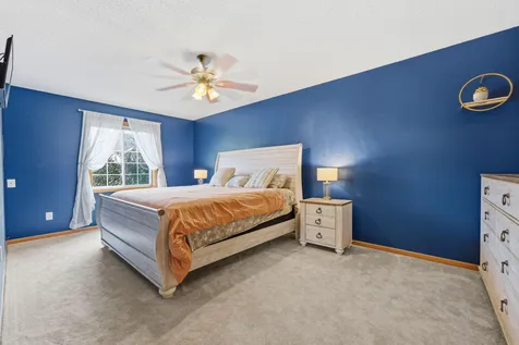 2222 Boulder Point Shakopee MN 55379
