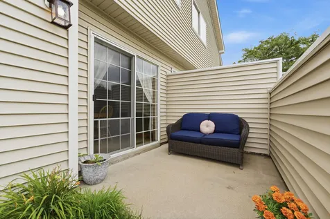 2222 Boulder Point Shakopee MN 55379