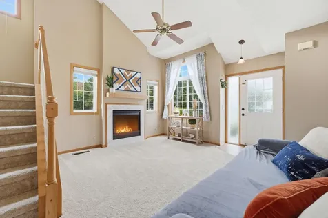 2222 Boulder Pointe Shakopee MN 55379