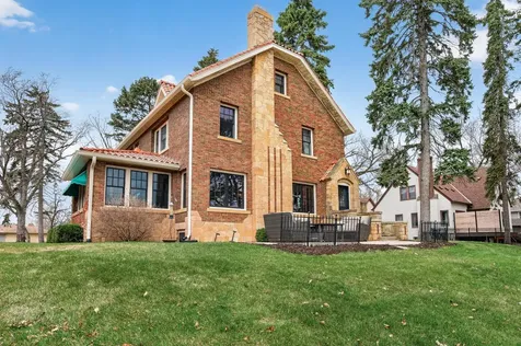 4836 Quail Avenue N Crystal MN 55429