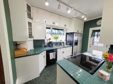 1053 Lake Avenue Detroit Lakes MN 56501