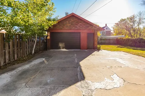 1053 Lake Avenue Detroit Lakes MN 56501