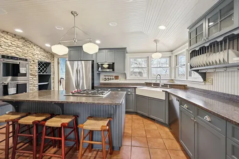 15 2nd Avenue SW Oronoco MN 55960