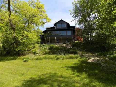 15 2nd Avenue SW Oronoco MN 55960