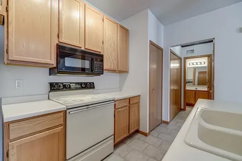 8372 Kimball Drive Eden Prairie MN 55347