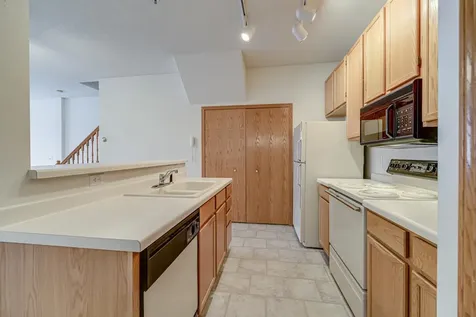 8372 Kimball Drive Eden Prairie MN 55347