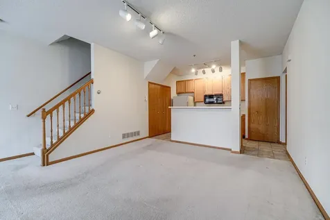 8372 Kimball Drive Eden Prairie MN 55347