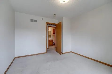 8372 Kimball Drive Eden Prairie MN 55347