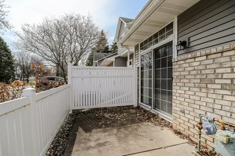 8372 Kimball Drive Eden Prairie MN 55347