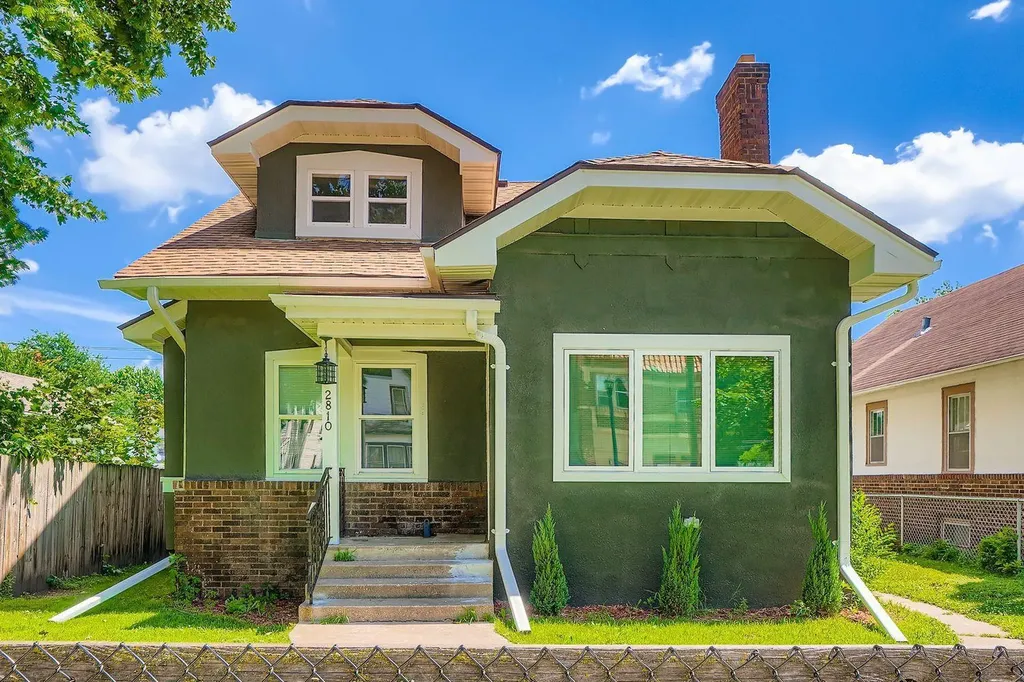 2810 Penn Avenue N Minneapolis MN 55411