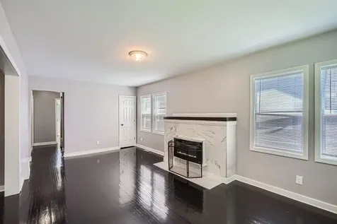2810 Penn Avenue N Minneapolis MN 55411
