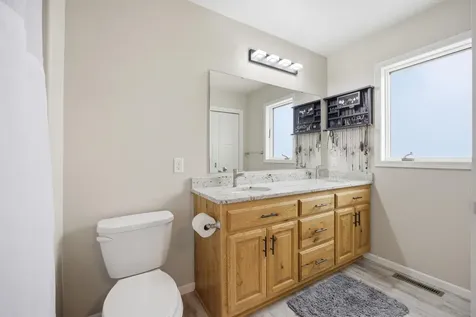 5539 Sunflower Lane S Fargo ND 58104