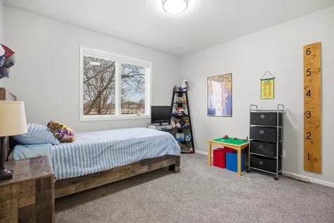 5539 Sunflower Lane S Fargo ND 58104