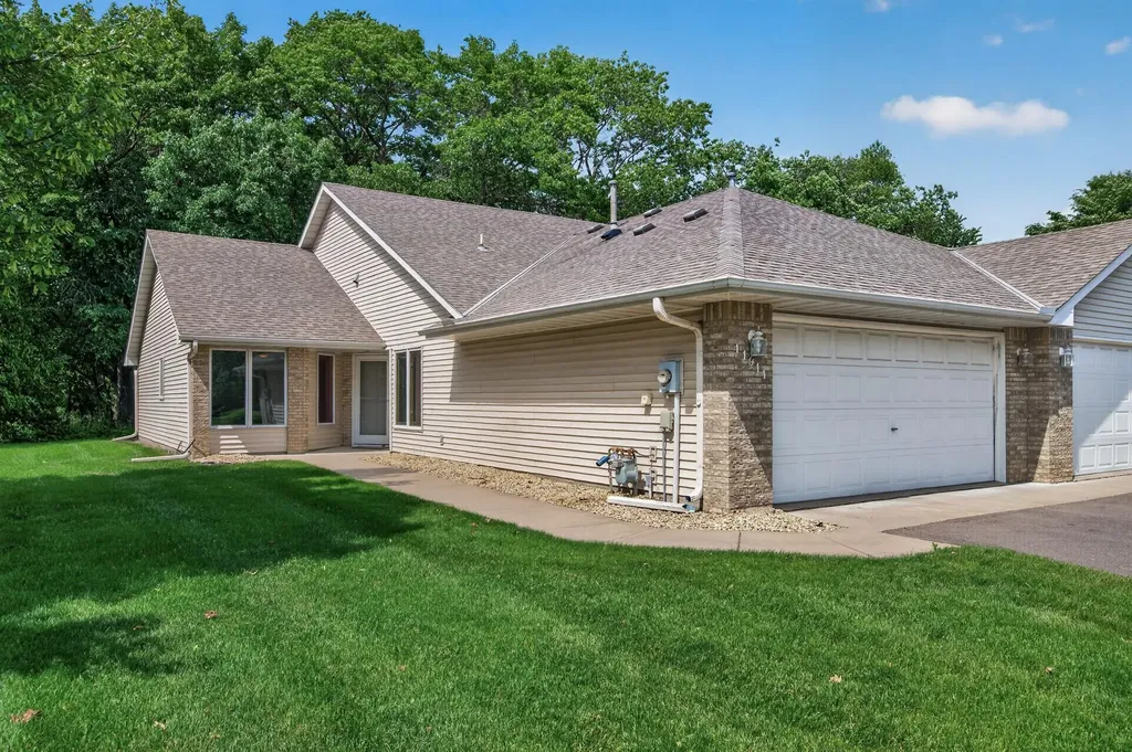 11911 Aberdeen Street NE Blaine MN 55449