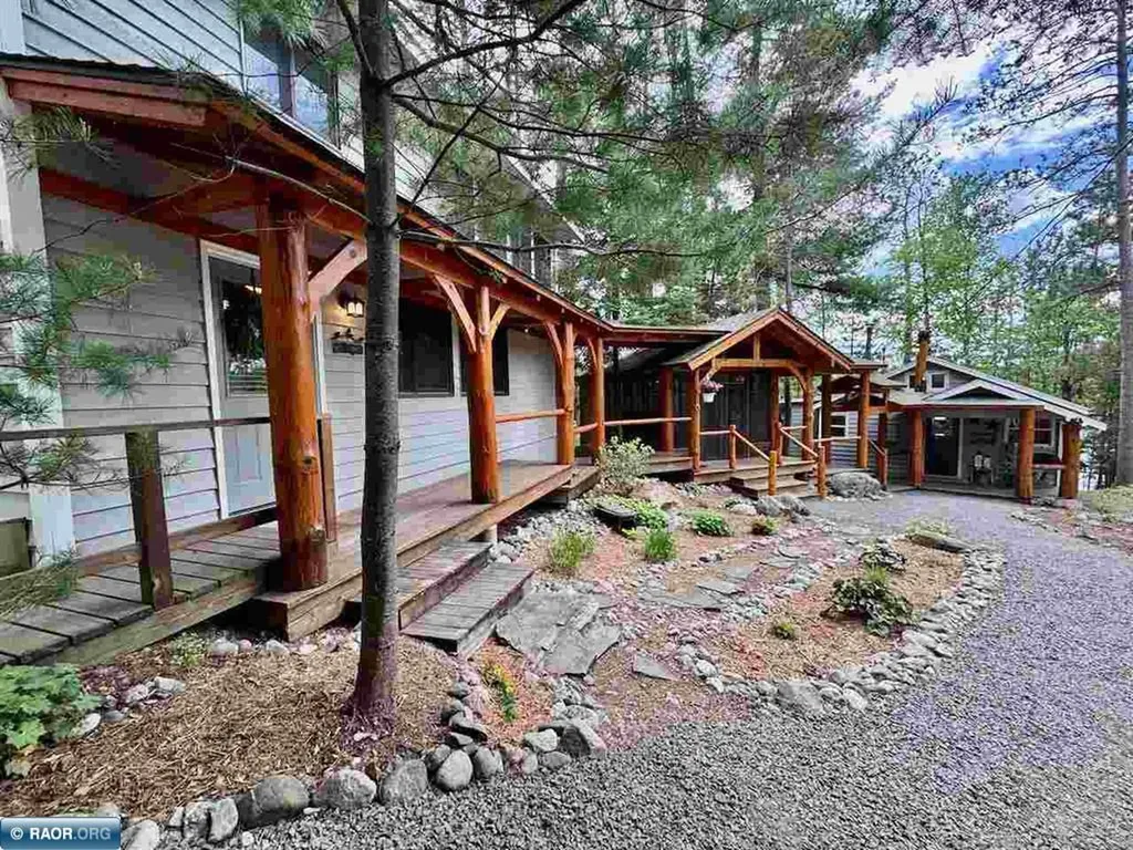 3069 Black Bay Road Cook MN 55723