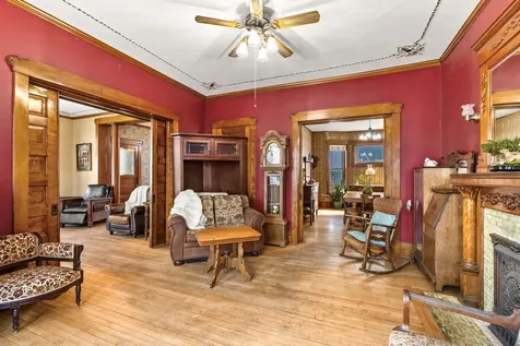930 3rd Avenue Eau Claire WI 54703