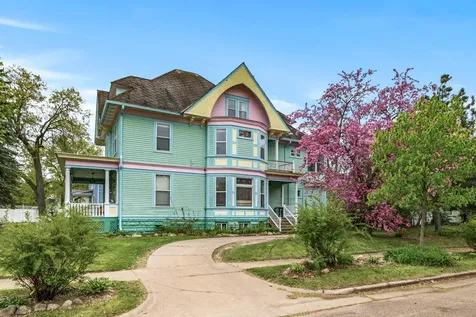 930 3rd Avenue Eau Claire WI 54703