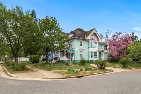 930 3rd Avenue Eau Claire WI 54703