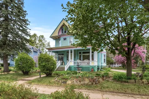930 3rd Avenue Eau Claire WI 54703
