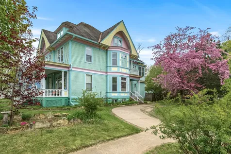 930 3rd Avenue Eau Claire WI 54703