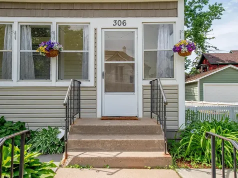 306 Harrison Avenue Saint Paul MN 55102