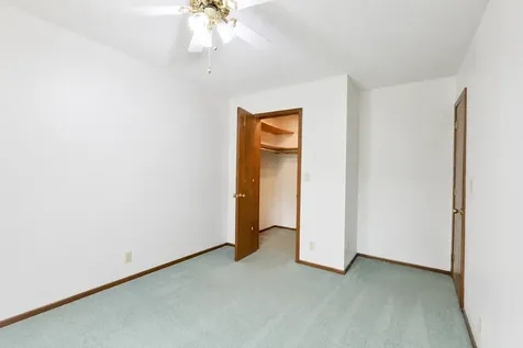 1516 19 1/2 Street S Moorhead MN 56560