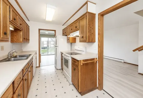 1516 19 1/2 Street S Moorhead MN 56560