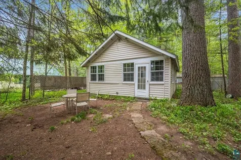 9298 E Park Avenue Solon Springs WI 54873