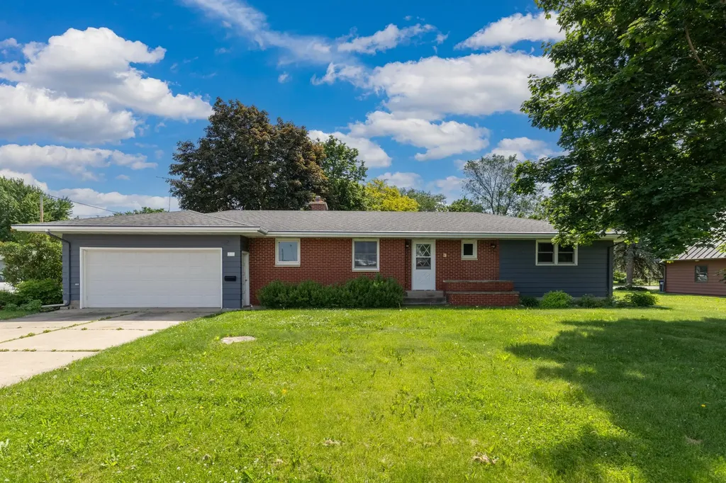 301 S Market Street Belle Plaine MN 56011
