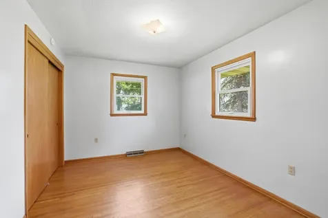 301 S Market Street Belle Plaine MN 56011