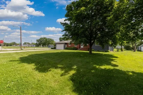 301 S Market Street Belle Plaine MN 56011