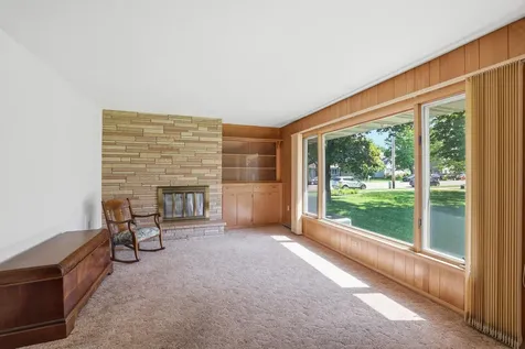 301 S Market Street Belle Plaine MN 56011
