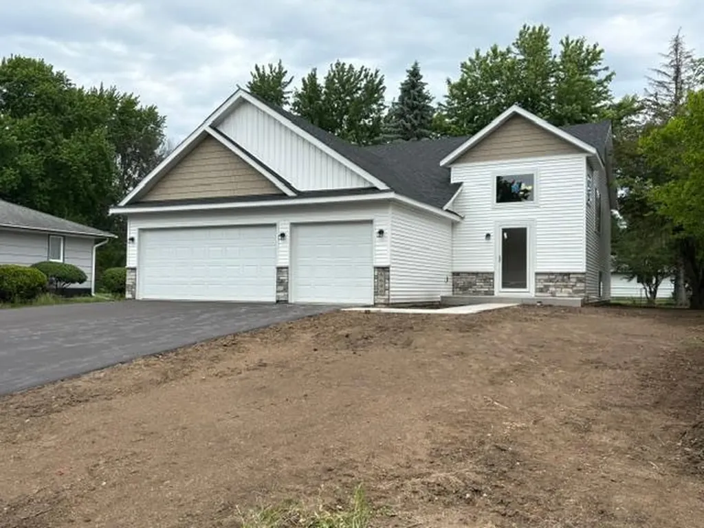6649 167th Street W Lakeville MN 55068
